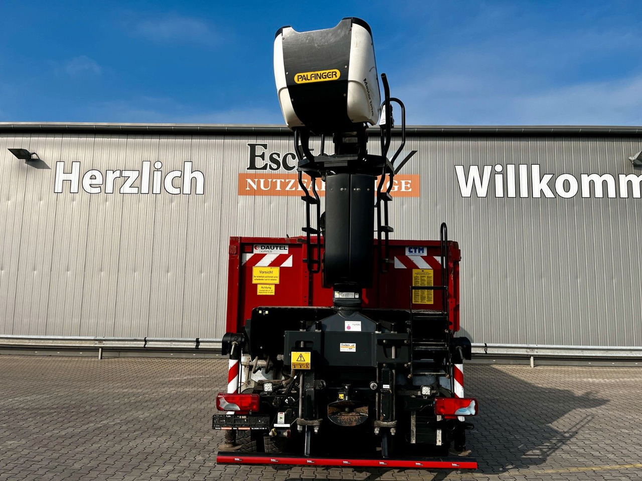 MAN TGS 26.460 6x4BB|Palfinger M12L83 Kran*Bordmatik - قلابات, شاحنة كرين: صور 5 MAN TGS 26.460 6x4BB|Palfinger M12L83 Kran*Bordmatik - قلابات, شاحنة كرين: صور 5