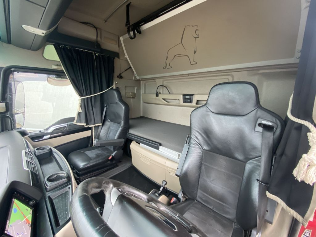 MAN TGX 18.500 LLS| XXL*Retarder*Navi*Standklima*ACC - شاحنة جرار: صور 3 MAN TGX 18.500 LLS| XXL*Retarder*Navi*Standklima*ACC - شاحنة جرار: صور 3
