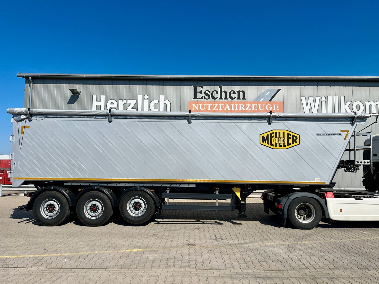 Meiller MHKA 45/3 Getreide 49m³ ALU*7mm Boden*Lift*Plane - قلابة نصف مقطورة: صور 5 Meiller MHKA 45/3 Getreide 49m³ ALU*7mm Boden*Lift*Plane - قلابة نصف مقطورة: صور 5