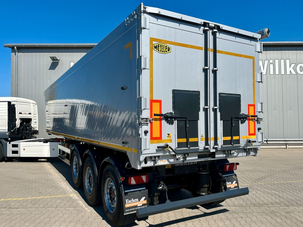 Meiller MHKA 45/3 Getreide 49m³ ALU*7mm Boden*Lift*Plane - قلابة نصف مقطورة: صور 4 Meiller MHKA 45/3 Getreide 49m³ ALU*7mm Boden*Lift*Plane - قلابة نصف مقطورة: صور 4