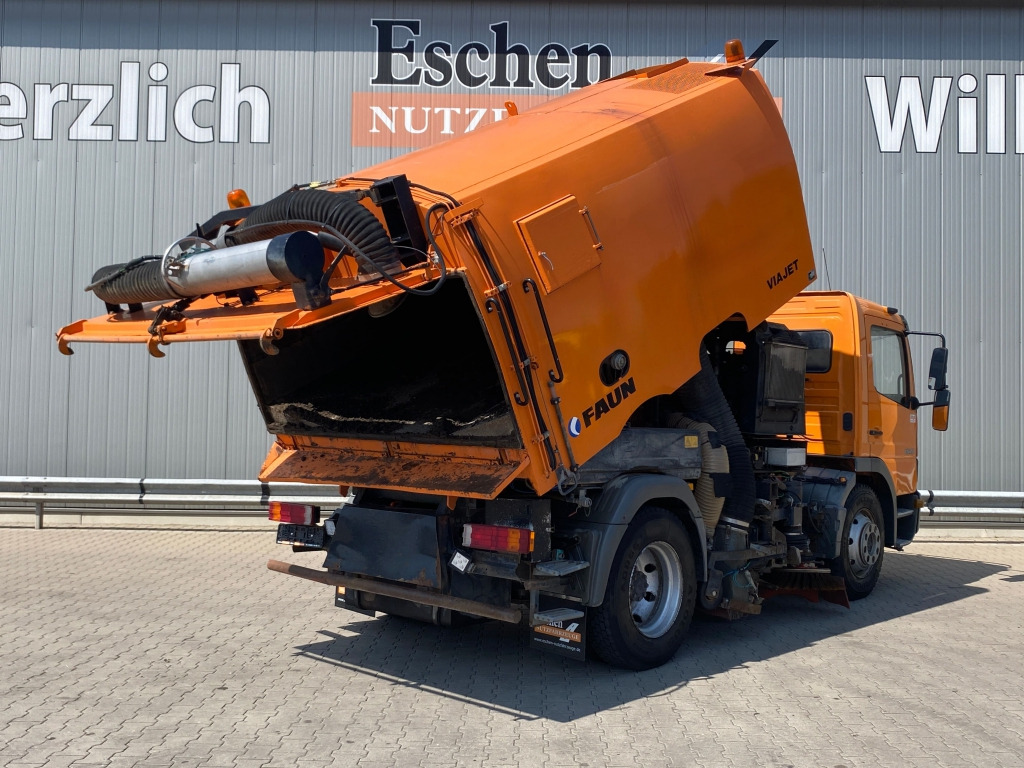 Mercedes-Benz 1523 L - سياره كنس شوارع: صور 5 Mercedes-Benz 1523 L - سياره كنس شوارع: صور 5