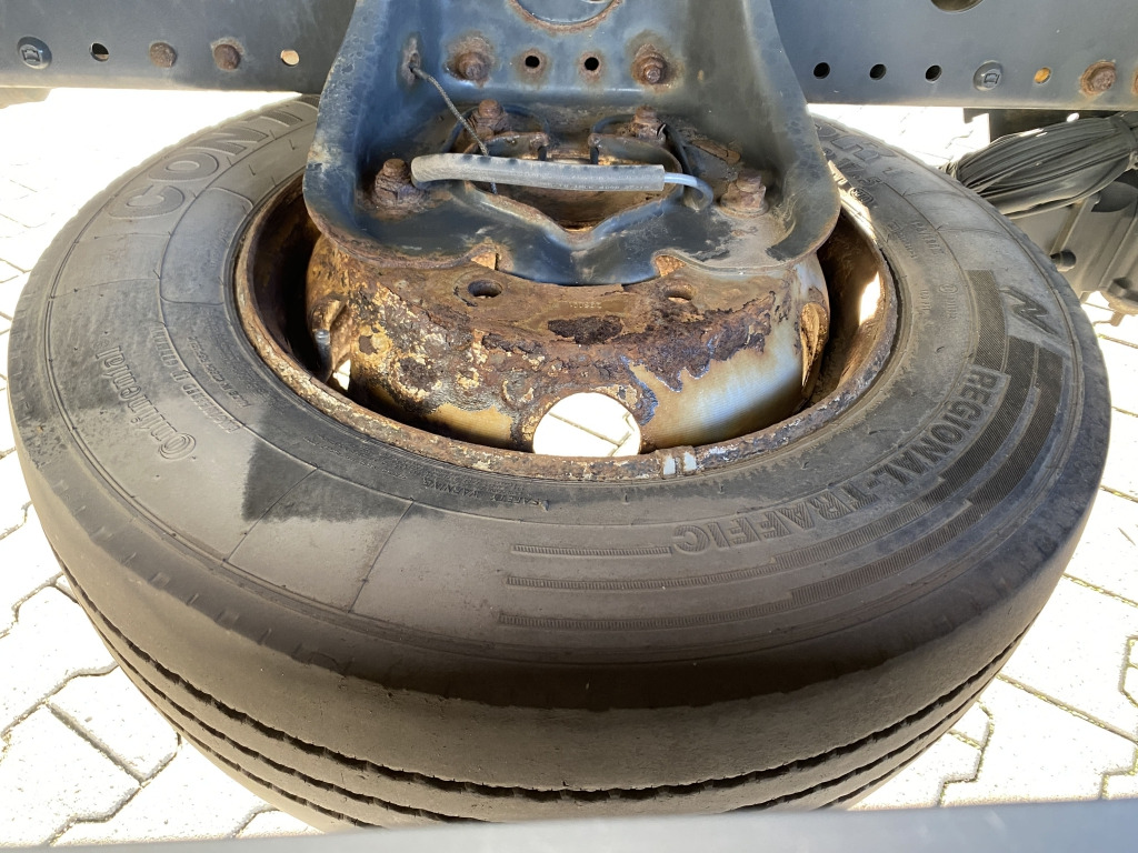 Mercedes-Benz 818 Atego - شاحنات مسطحة: صور 3 Mercedes-Benz 818 Atego - شاحنات مسطحة: صور 3