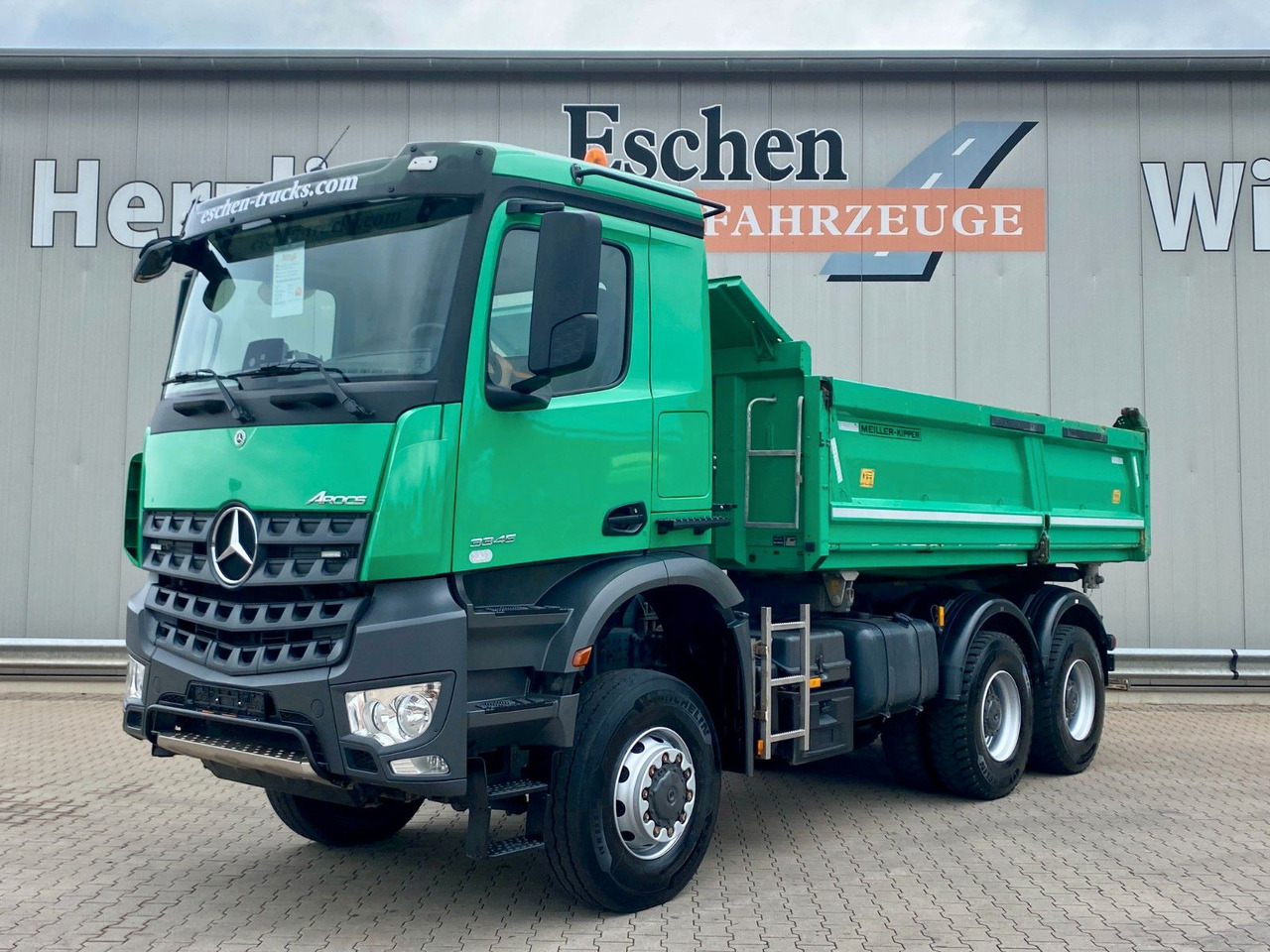 Mercedes-Benz Arocs 3345 6x6 | MEILLER*Bordmatik*Blatt*AHK+Oel - قلابات: صور 2 Mercedes-Benz Arocs 3345 6x6 | MEILLER*Bordmatik*Blatt*AHK+Oel - قلابات: صور 2