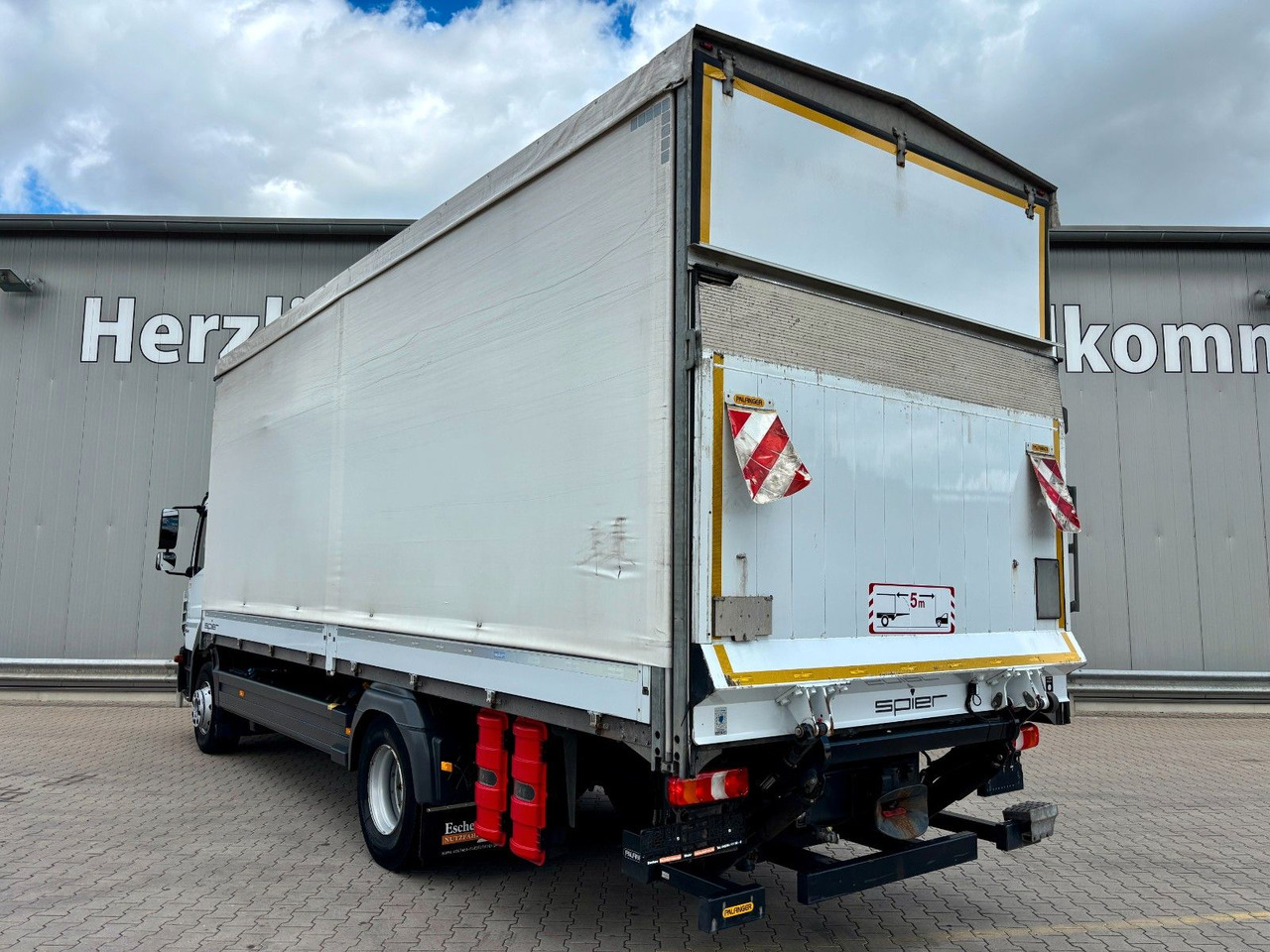Mercedes-Benz Atego 1624 I 2,66m Höhe*Pritsche*Plane*LBW*AHK - شاحنة ستارة: صور 3 Mercedes-Benz Atego 1624 I 2,66m Höhe*Pritsche*Plane*LBW*AHK - شاحنة ستارة: صور 3