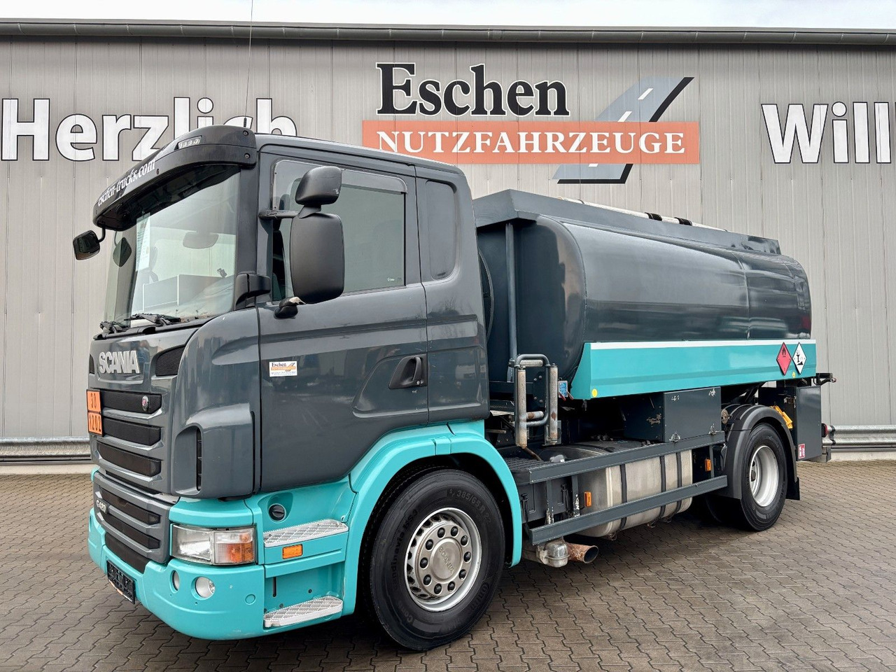 Scania G420 Esterer A3 | 2x Kammern*Oben/Unten*Retarder - شاحنة صهريج: صور 1 Scania G420 Esterer A3 | 2x Kammern*Oben/Unten*Retarder - شاحنة صهريج: صور 1