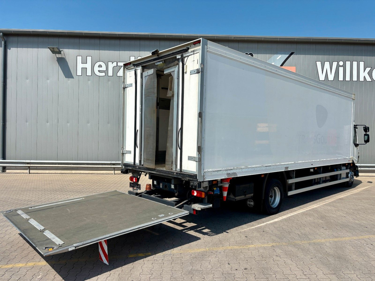 Volvo FL 250|CarrierSupra1250MT*Diesel/Netz*LBW 2.0to. - مبردة شاحنة: صور 5 Volvo FL 250|CarrierSupra1250MT*Diesel/Netz*LBW 2.0to. - مبردة شاحنة: صور 5