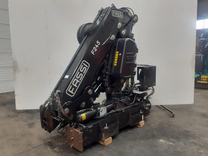 Grúa FASSI F245A.2.25 E- DYNAMIC - ونش كرين - شاحنة: صور 5 Grúa FASSI F245A.2.25 E- DYNAMIC - ونش كرين - شاحنة: صور 5