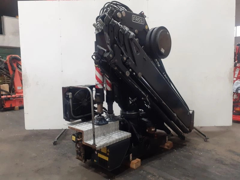 Grúa FASSI F245A.2.25 E- DYNAMIC - ونش كرين - شاحنة: صور 3 Grúa FASSI F245A.2.25 E- DYNAMIC - ونش كرين - شاحنة: صور 3