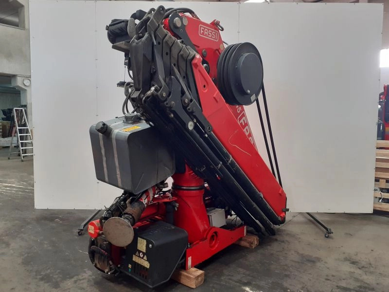 Grúa Fassi F245A2.26 E-Dynamic - ونش كرين - شاحنة: صور 5 Grúa Fassi F245A2.26 E-Dynamic - ونش كرين - شاحنة: صور 5