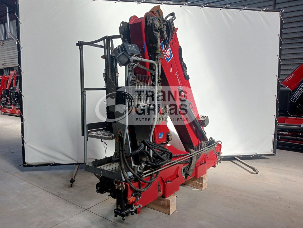 Grúa HMF 1244-Z1 - ونش كرين - شاحنة: صور 3 Grúa HMF 1244-Z1 - ونش كرين - شاحنة: صور 3