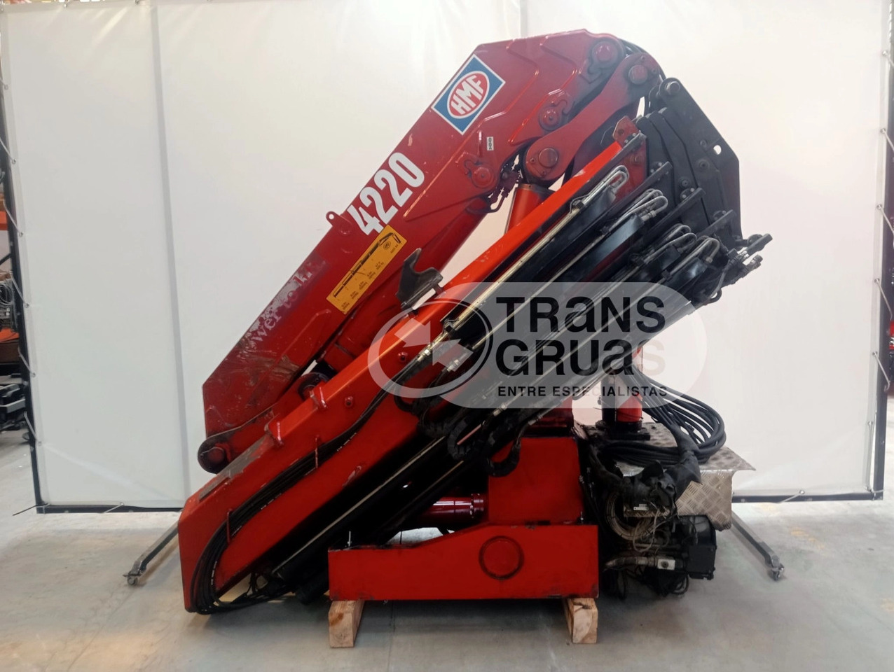 Grúa HMF 4220 K4 - ونش كرين - شاحنة: صور 1 Grúa HMF 4220 K4 - ونش كرين - شاحنة: صور 1