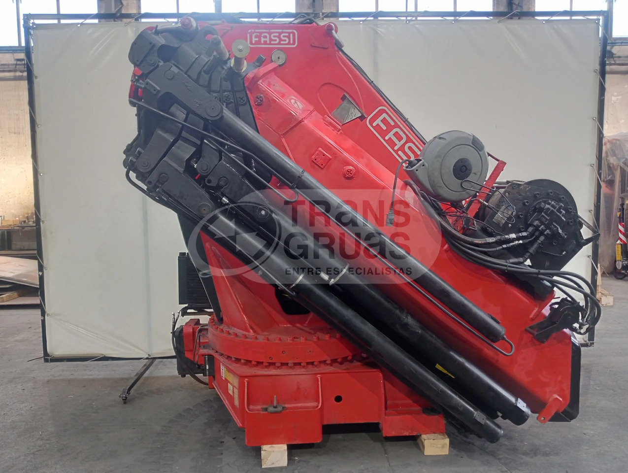 Grúa hidráulica Fassi F950AXP.27 - ونش كرين: صور 1 Grúa hidráulica Fassi F950AXP.27 - ونش كرين: صور 1