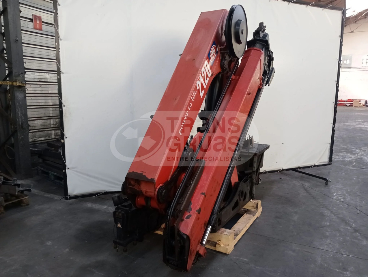 Grúa hidráulica HMF 2120 K RC - ونش كرين: صور 4 Grúa hidráulica HMF 2120 K RC - ونش كرين: صور 4