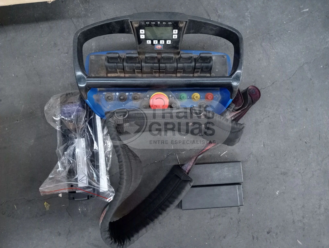 Grúa hidráulica HMF 2120 K4 - ونش كرين: صور 5 Grúa hidráulica HMF 2120 K4 - ونش كرين: صور 5