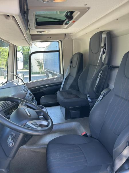 DAF CF 340 - بصندوق مغلق شاحنة: صور 5 DAF CF 340 - بصندوق مغلق شاحنة: صور 5