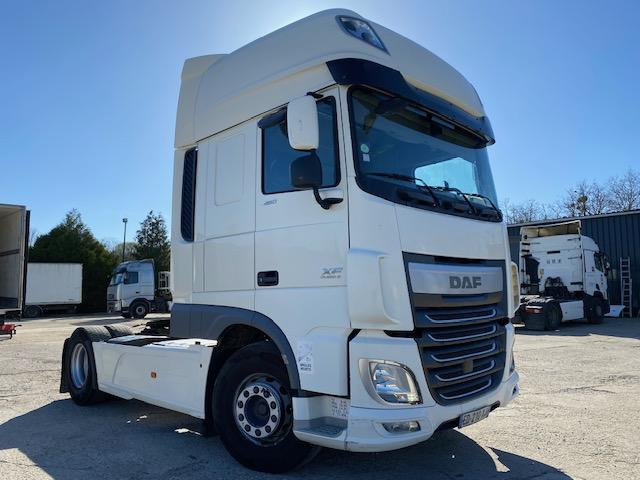 DAF XF 460 - شاحنة جرار: صور 3 DAF XF 460 - شاحنة جرار: صور 3