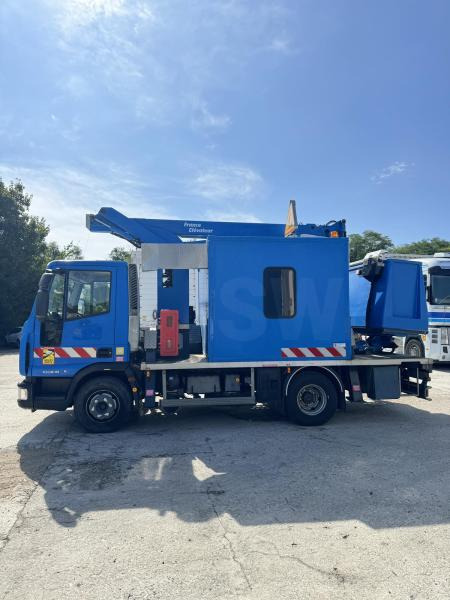 Iveco Eurocargo 100E18 - مصاعد الازدهار محمولة على شاحنة: صور 5 Iveco Eurocargo 100E18 - مصاعد الازدهار محمولة على شاحنة: صور 5