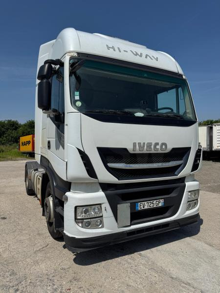 Iveco Stralis AS 440 - شاحنة جرار: صور 1 Iveco Stralis AS 440 - شاحنة جرار: صور 1