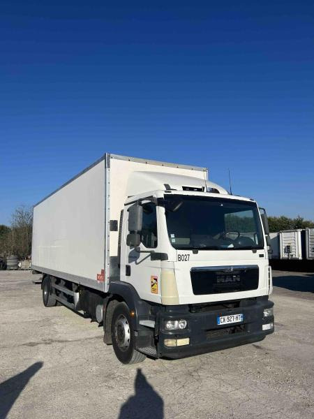 MAN TGM 18.250 - بصندوق مغلق شاحنة: صور 1 MAN TGM 18.250 - بصندوق مغلق شاحنة: صور 1