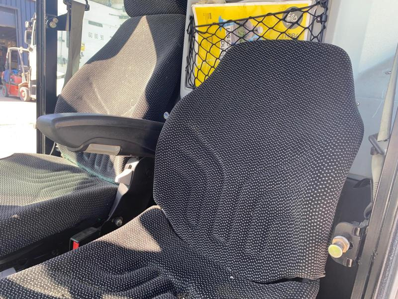 Mathieu Azura MC210 - سياره كنس شوارع: صور 4 Mathieu Azura MC210 - سياره كنس شوارع: صور 4