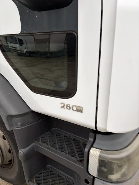 Renault Midlum 280 DXI - شاحنة ستارة: صور 5 Renault Midlum 280 DXI - شاحنة ستارة: صور 5