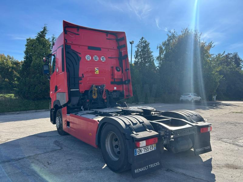 Renault T-Series 480 - شاحنة جرار: صور 3 Renault T-Series 480 - شاحنة جرار: صور 3