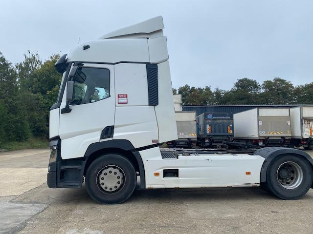 Renault T-Series - شاحنة جرار: صور 5 Renault T-Series - شاحنة جرار: صور 5