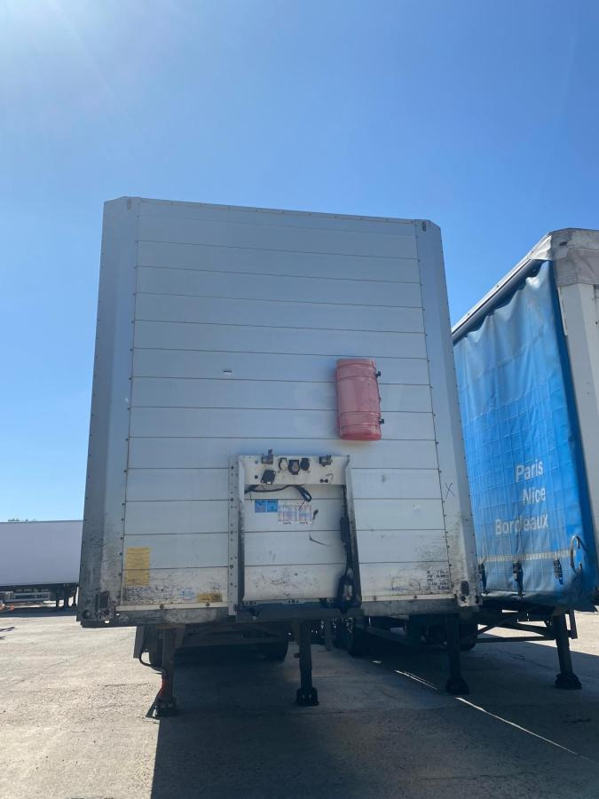 Schmitz Cargobull - متساوي نصف مقطورة: صور 2 Schmitz Cargobull - متساوي نصف مقطورة: صور 2