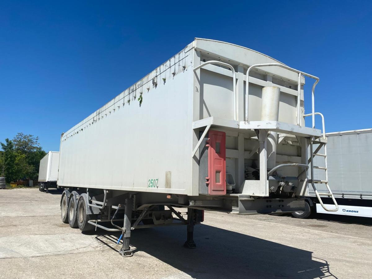 Stas - قلابة نصف مقطورة: صور 2 Stas - قلابة نصف مقطورة: صور 2