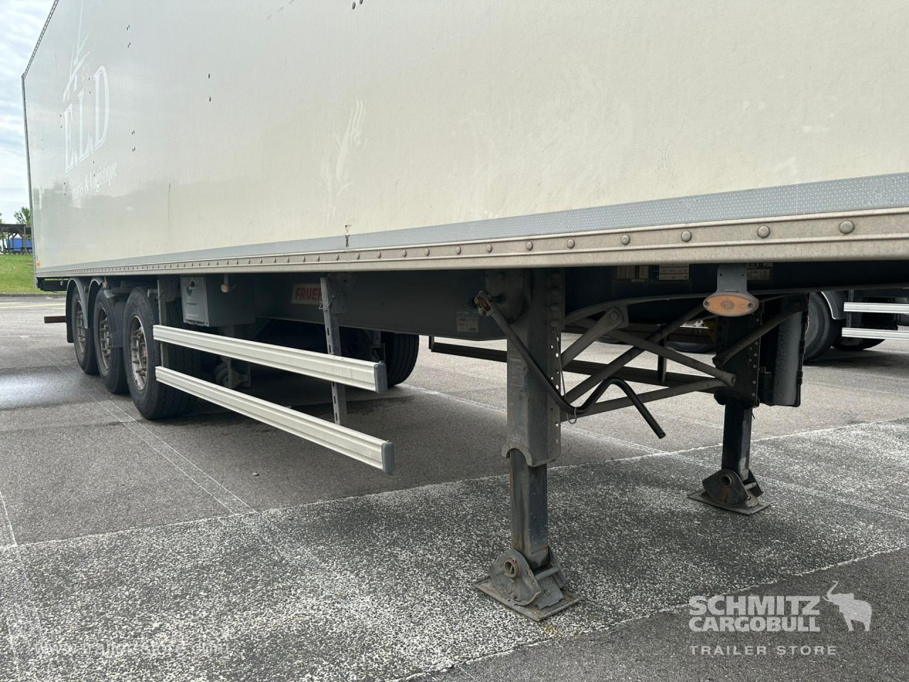 FRUEHAUF Dryfreight Standard - بصندوق مغلق نصف مقطورة: صور 2 FRUEHAUF Dryfreight Standard - بصندوق مغلق نصف مقطورة: صور 2