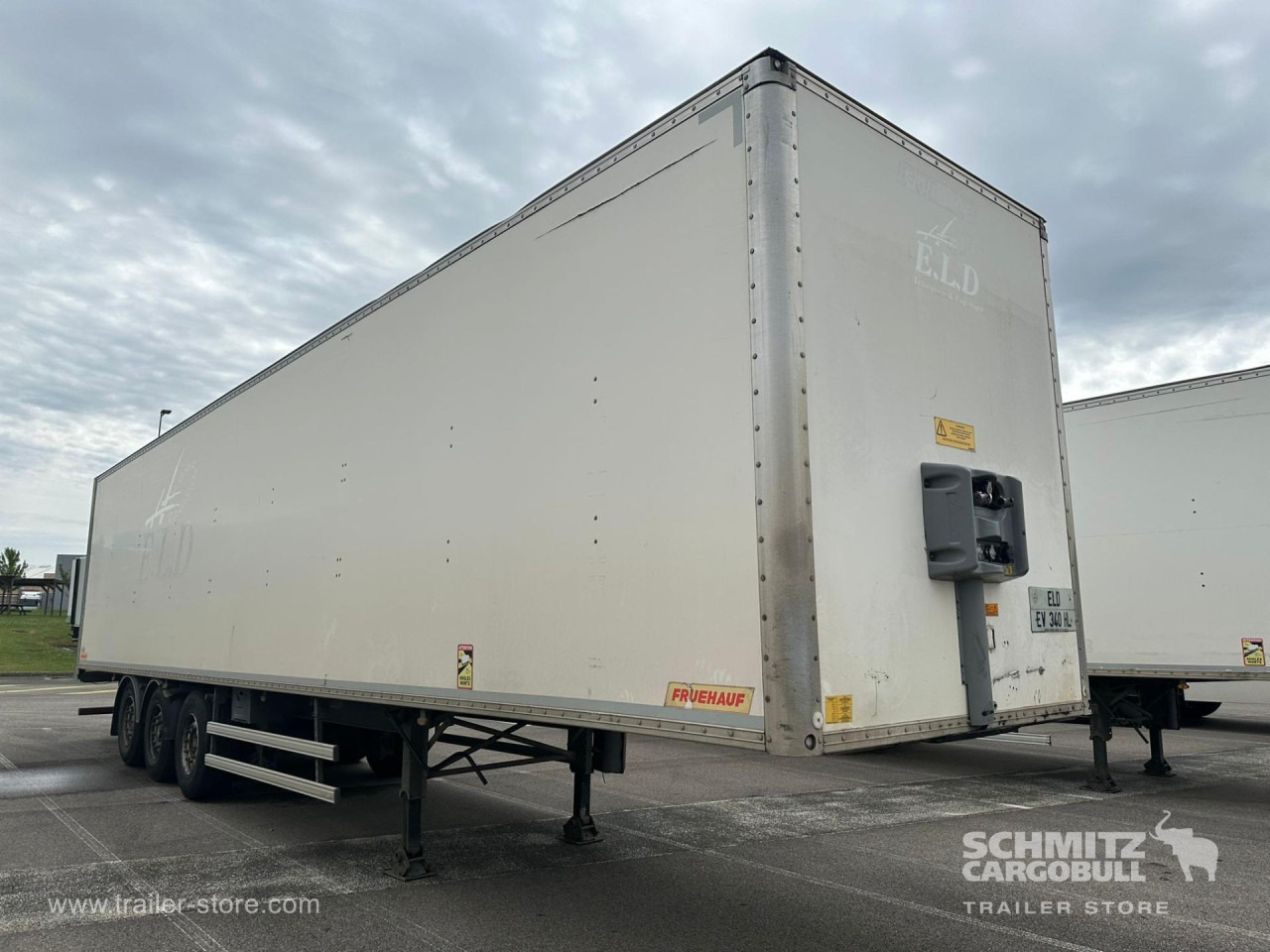FRUEHAUF Dryfreight Standard - بصندوق مغلق نصف مقطورة: صور 1 FRUEHAUF Dryfreight Standard - بصندوق مغلق نصف مقطورة: صور 1