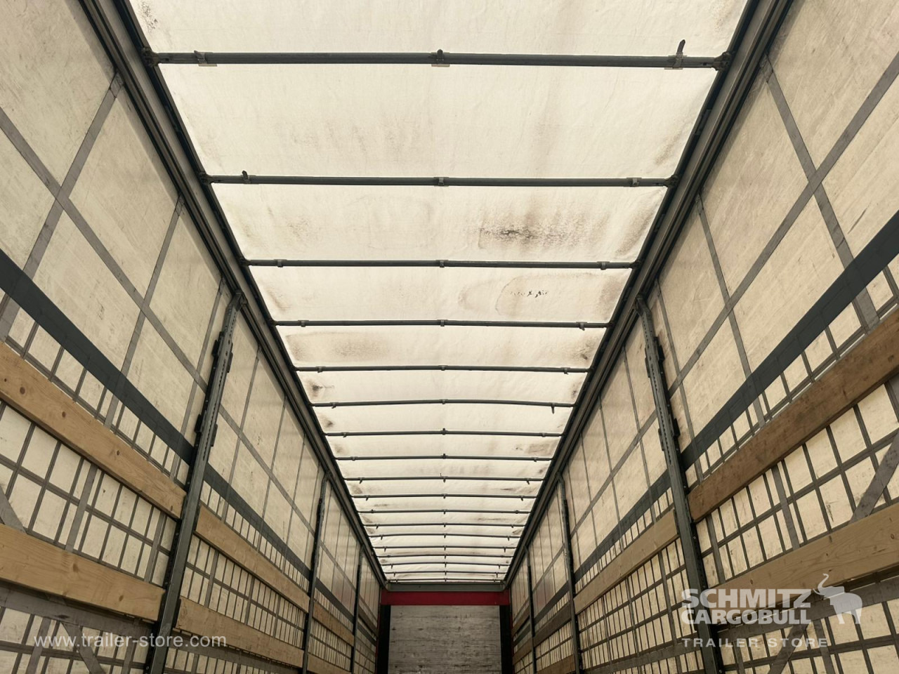 SCHMITZ Curtainsider Standard Taillift - الخيمة نصف مقطورة: صور 5 SCHMITZ Curtainsider Standard Taillift - الخيمة نصف مقطورة: صور 5