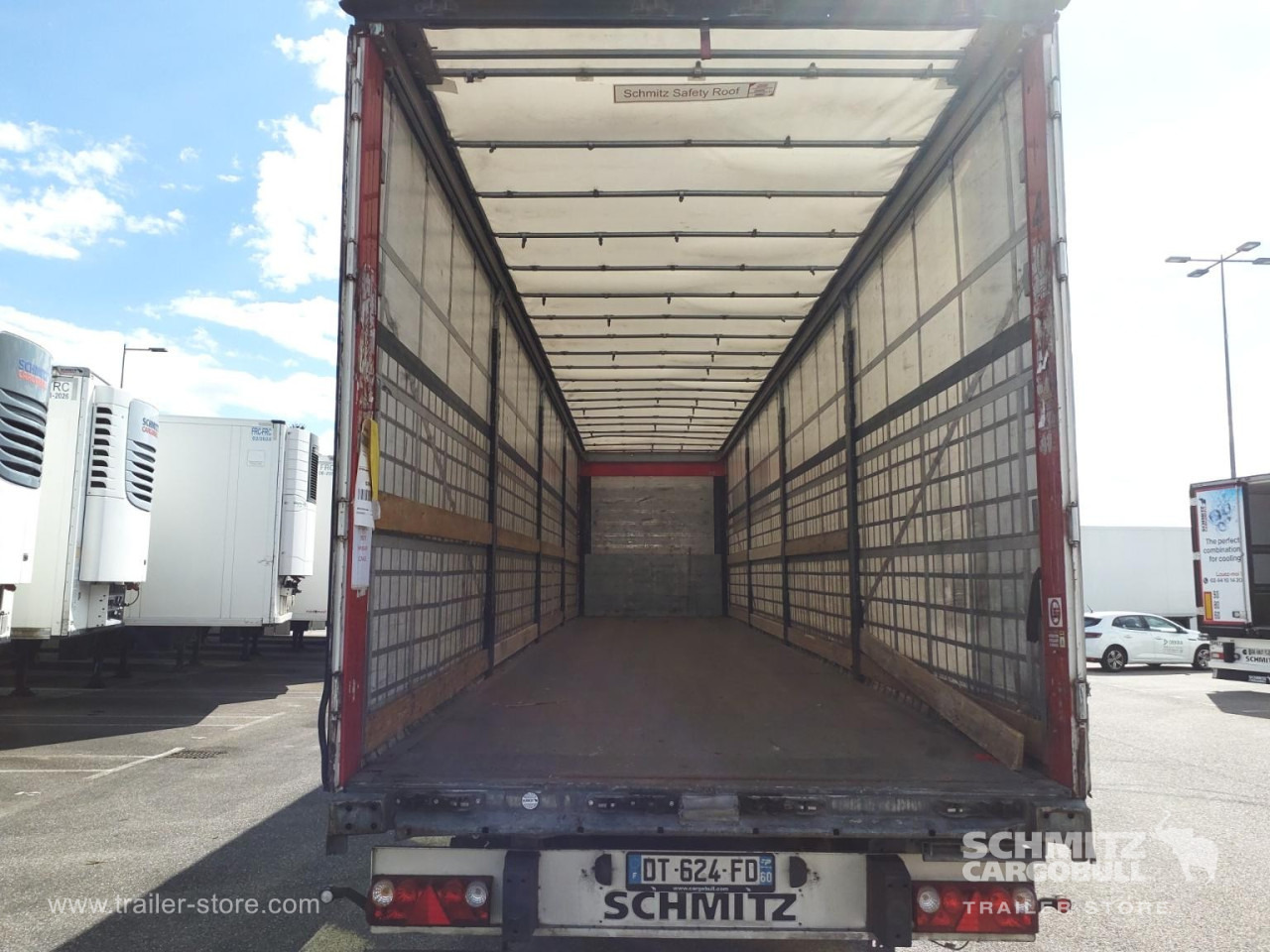 SCHMITZ Curtainsider Standard - الخيمة نصف مقطورة: صور 4 SCHMITZ Curtainsider Standard - الخيمة نصف مقطورة: صور 4