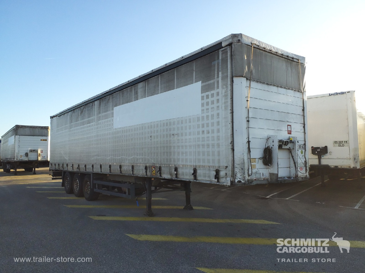 SCHMITZ Curtainsider Standard - الخيمة نصف مقطورة: صور 1 SCHMITZ Curtainsider Standard - الخيمة نصف مقطورة: صور 1