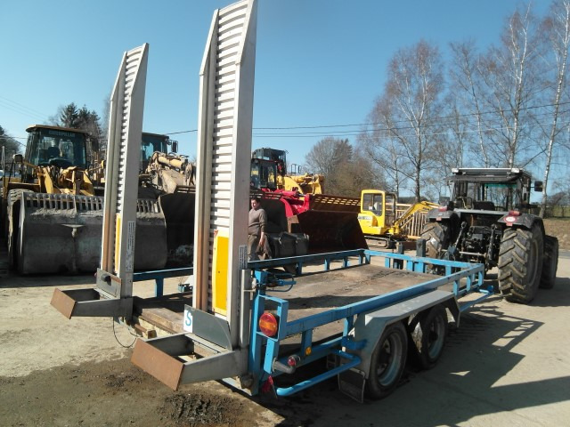 BLOMENROHR J7/2842 - مقطورة لنقل المعدات: صور 3 BLOMENROHR J7/2842 - مقطورة لنقل المعدات: صور 3