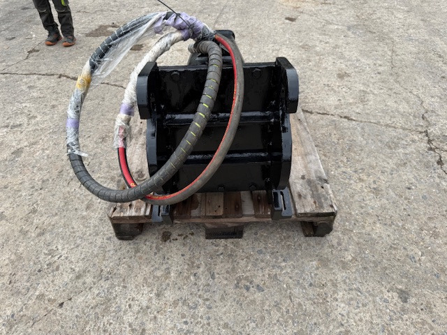 مطرقة هيدروليكية CAT H63s: صور 10