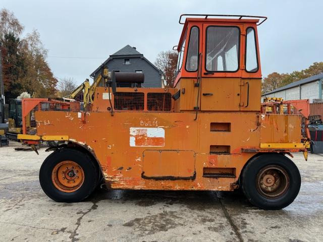 مداحل الإطارات الهوائية Hamm GRW 15: صور 19 مداحل الإطارات الهوائية Hamm GRW 15: صور 19