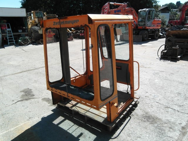 Kabine Zettelmeyer ZL 602 - الكابينة والداخلية - آلات البناء: صور 4 Kabine Zettelmeyer ZL 602 - الكابينة والداخلية - آلات البناء: صور 4
