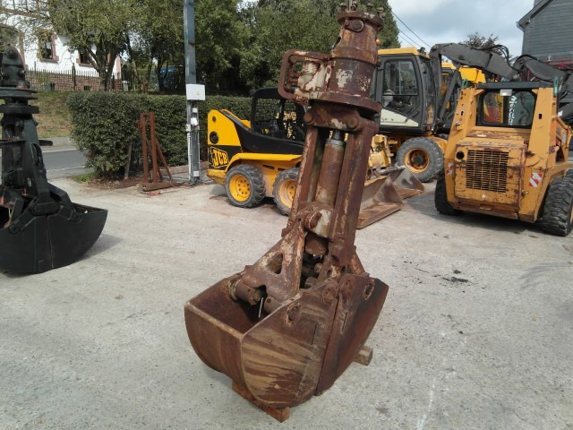 O&K 778062 - دلو انتزاع: صور 1 O&K 778062 - دلو انتزاع: صور 1