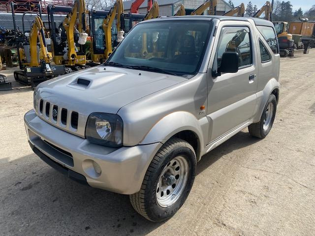 Suzuki Jimny - سيارة: صور 1 Suzuki Jimny - سيارة: صور 1