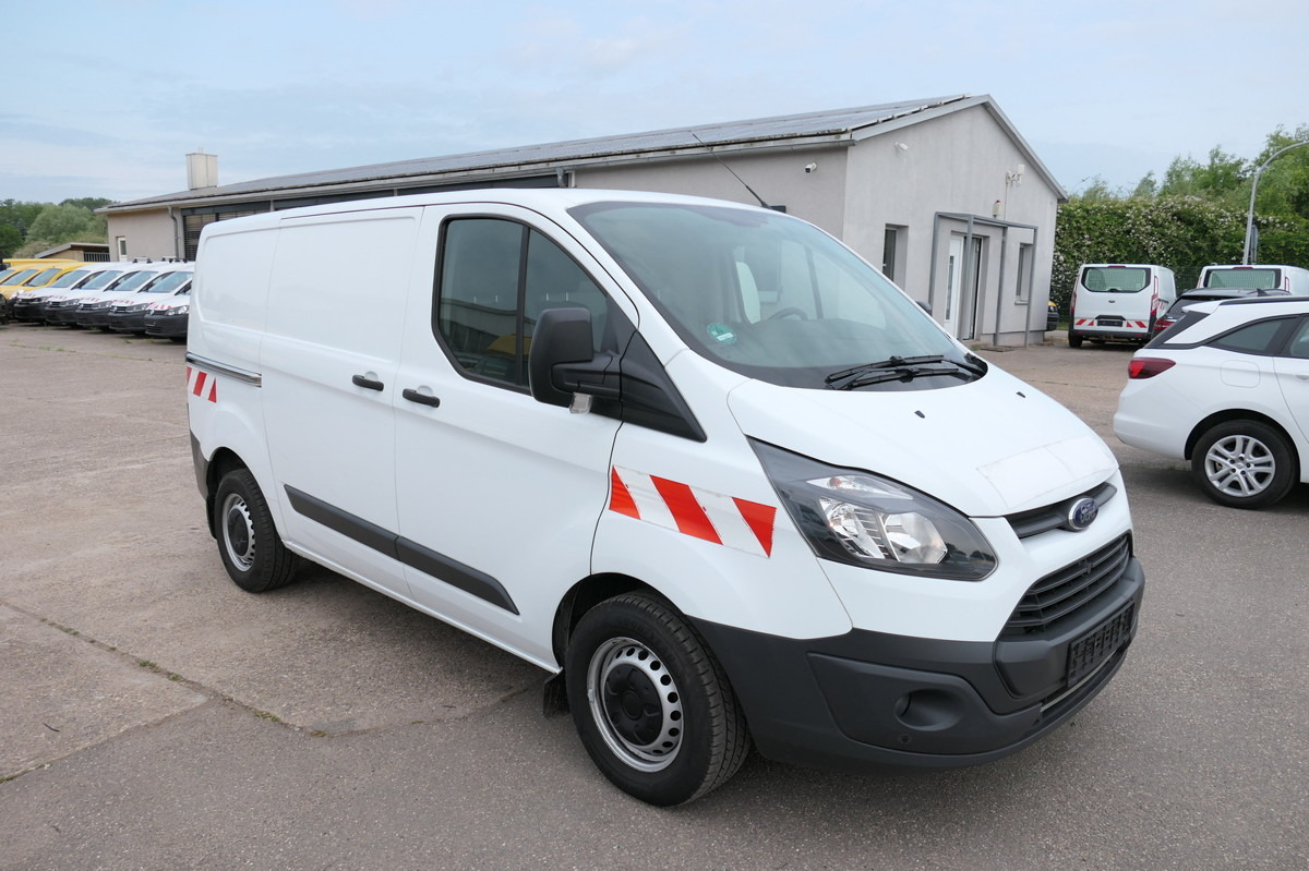 FORD Transit Custom 290 2.0 TDCi KLIMA WERKSTATTEINBA - فان المدمجة: صور 3 FORD Transit Custom 290 2.0 TDCi KLIMA WERKSTATTEINBA - فان المدمجة: صور 3