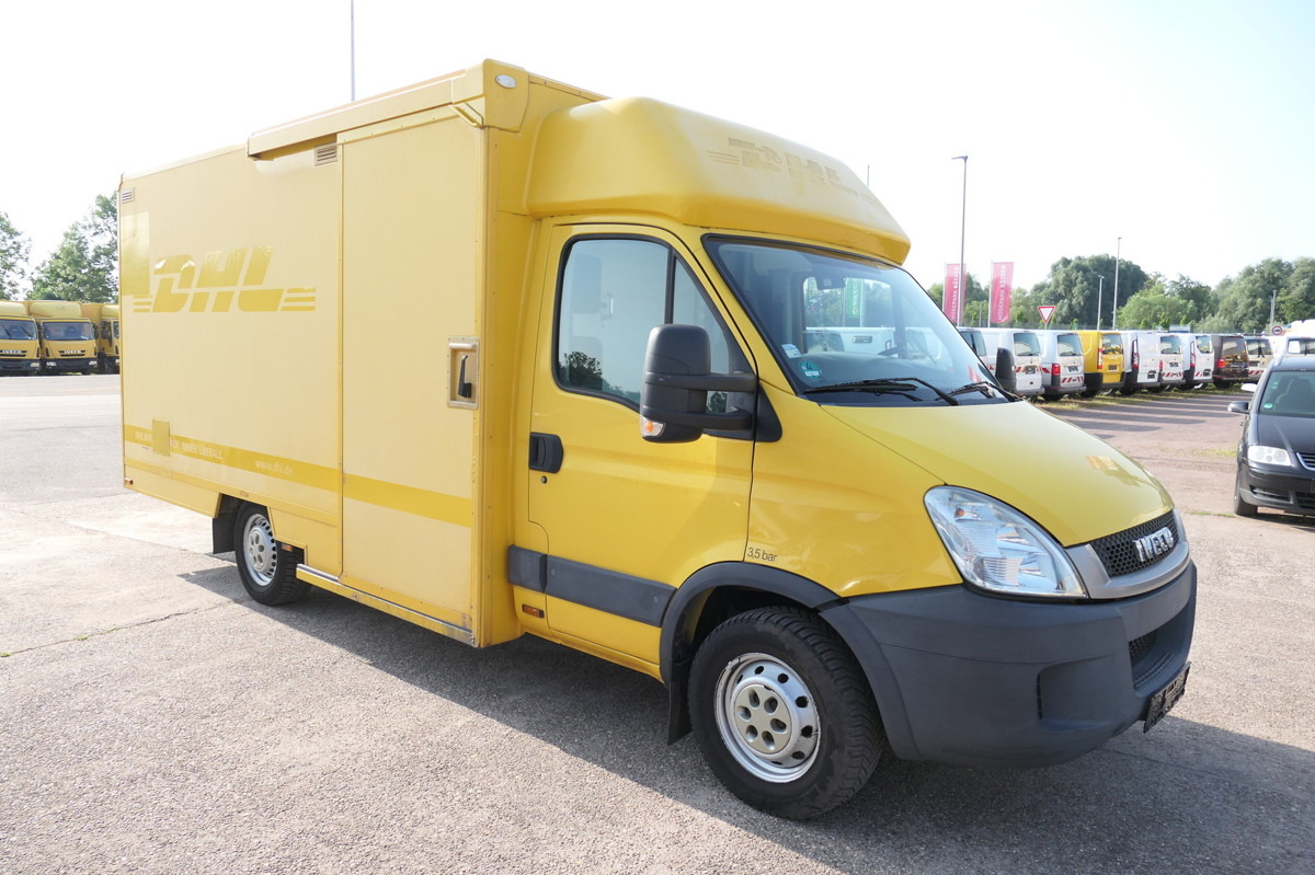 IVECO Daily 35 S11 C30C AUTOMATIK KAMERA MAXI Regale D - الشاحنات الصغيرة صندوق مغلق: صور 2 IVECO Daily 35 S11 C30C AUTOMATIK KAMERA MAXI Regale D - الشاحنات الصغيرة صندوق مغلق: صور 2