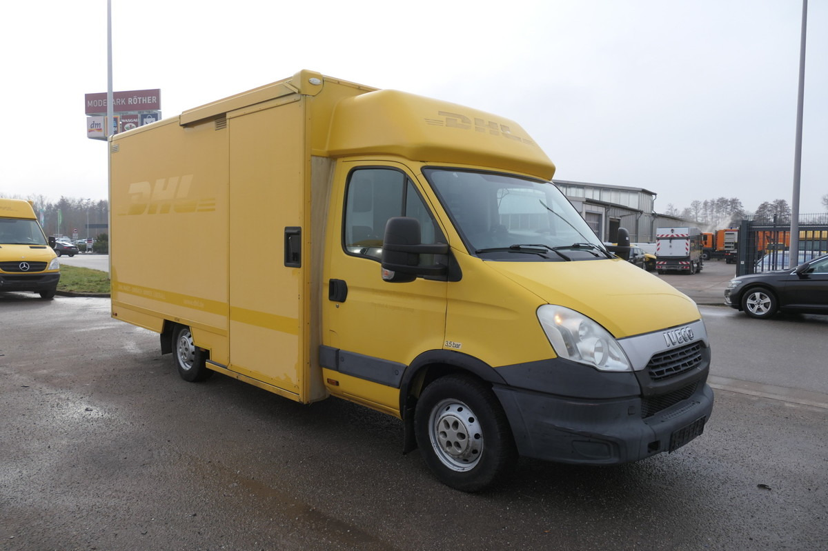IVECO Daily 35 S11 C30C AUTOMATIK KAMERA Regale LUFT D - الشاحنات الصغيرة صندوق مغلق: صور 2 IVECO Daily 35 S11 C30C AUTOMATIK KAMERA Regale LUFT D - الشاحنات الصغيرة صندوق مغلق: صور 2
