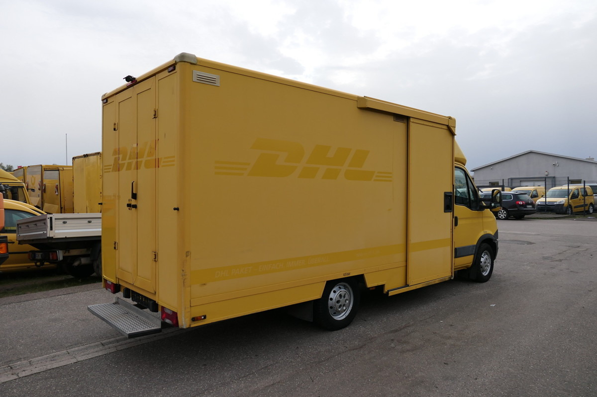 IVECO Daily 35 S11 C30C AUTOMATIK KAMERA Regale LUFT D - الشاحنات الصغيرة صندوق مغلق: صور 3 IVECO Daily 35 S11 C30C AUTOMATIK KAMERA Regale LUFT D - الشاحنات الصغيرة صندوق مغلق: صور 3