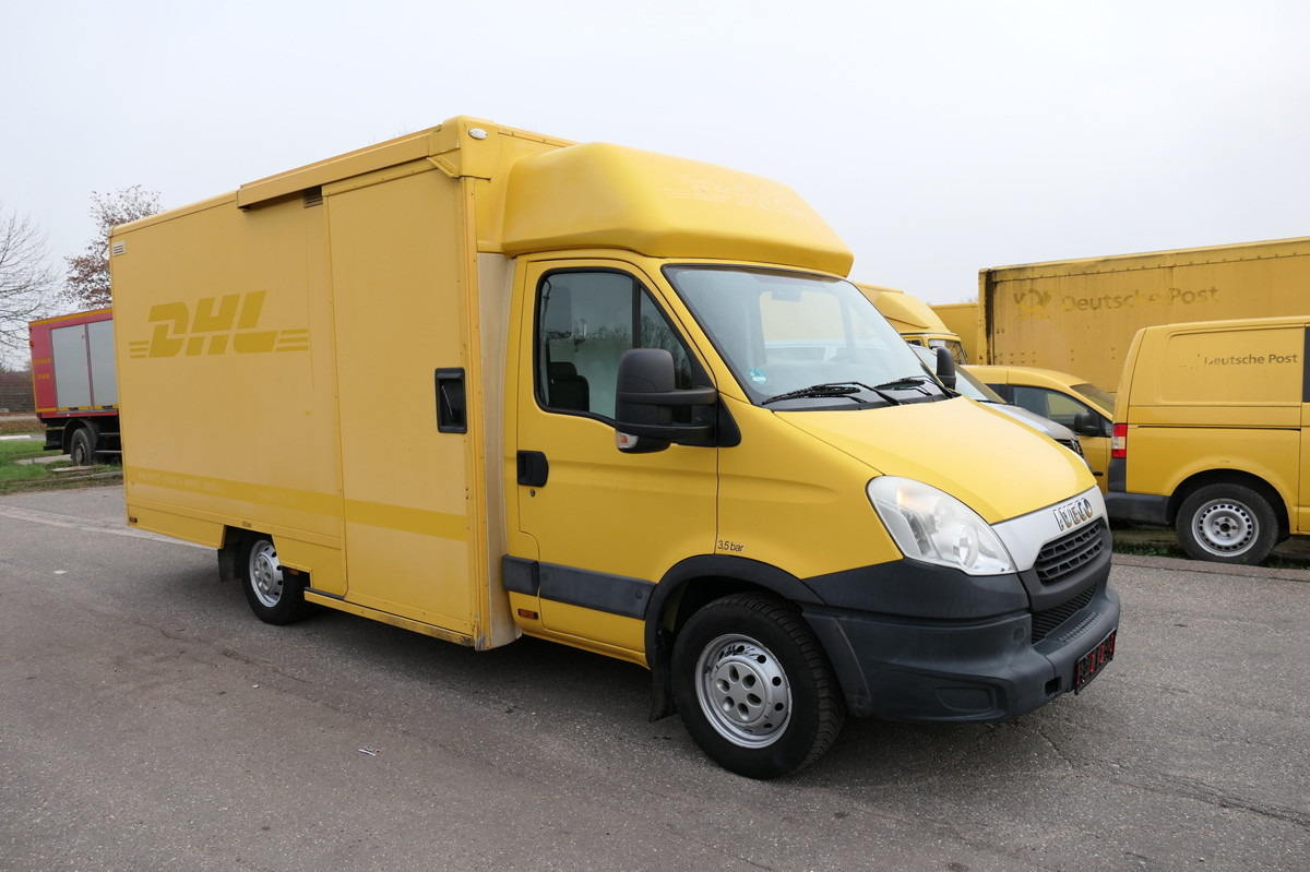IVECO Daily 35 S11 C30C AUTOMATIK KAMERA Regale LUFT D - الشاحنات الصغيرة صندوق مغلق: صور 2 IVECO Daily 35 S11 C30C AUTOMATIK KAMERA Regale LUFT D - الشاحنات الصغيرة صندوق مغلق: صور 2