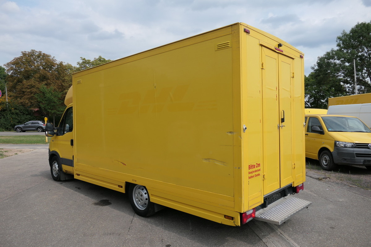 IVECO Daily 35 S11 C30C AUTOMATIK KAMERA Regale LUFT D - الشاحنات الصغيرة صندوق مغلق: صور 4 IVECO Daily 35 S11 C30C AUTOMATIK KAMERA Regale LUFT D - الشاحنات الصغيرة صندوق مغلق: صور 4