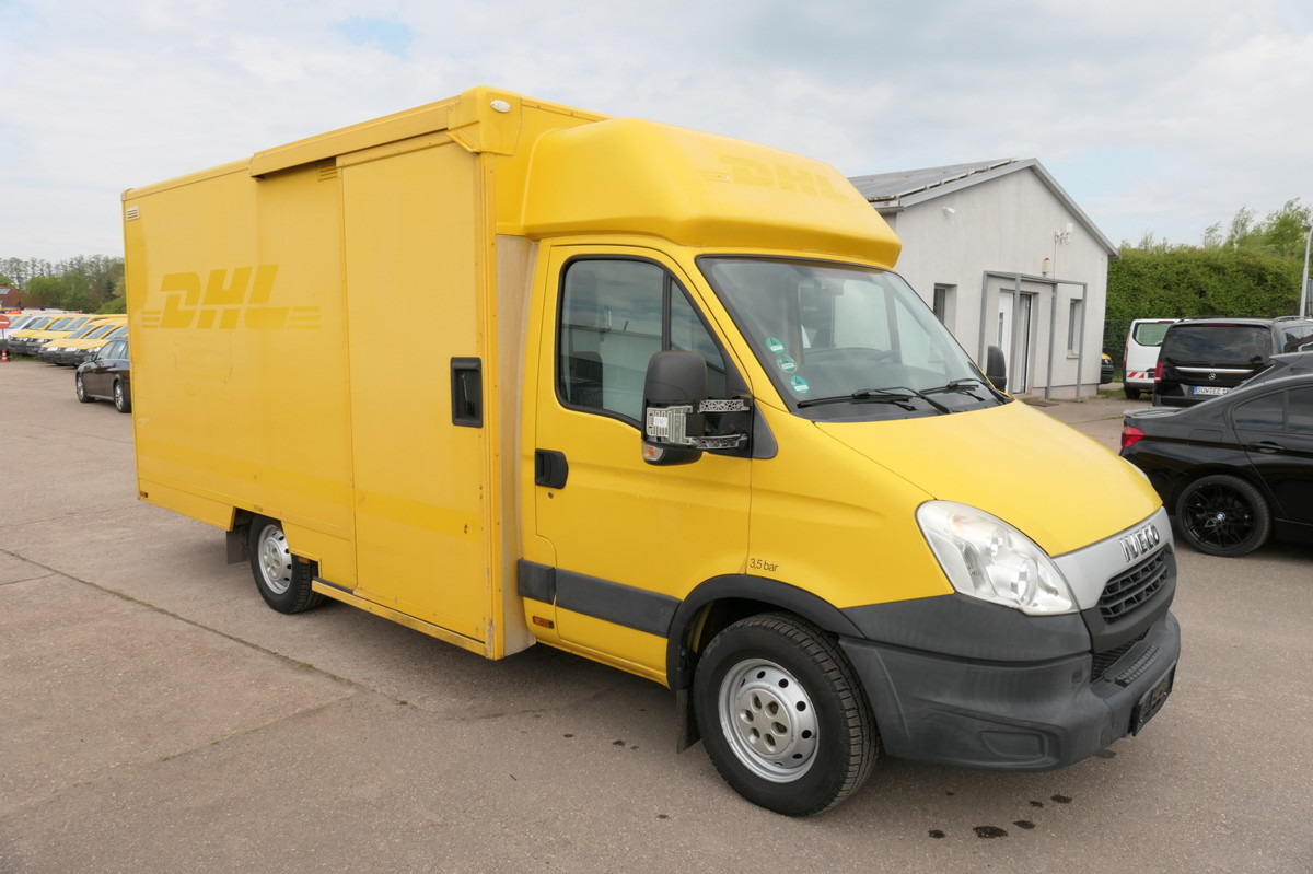 IVECO Daily 35 S11 C30C AUTOMATIK KAMERA Regale LUFT D - الشاحنات الصغيرة صندوق مغلق: صور 2 IVECO Daily 35 S11 C30C AUTOMATIK KAMERA Regale LUFT D - الشاحنات الصغيرة صندوق مغلق: صور 2