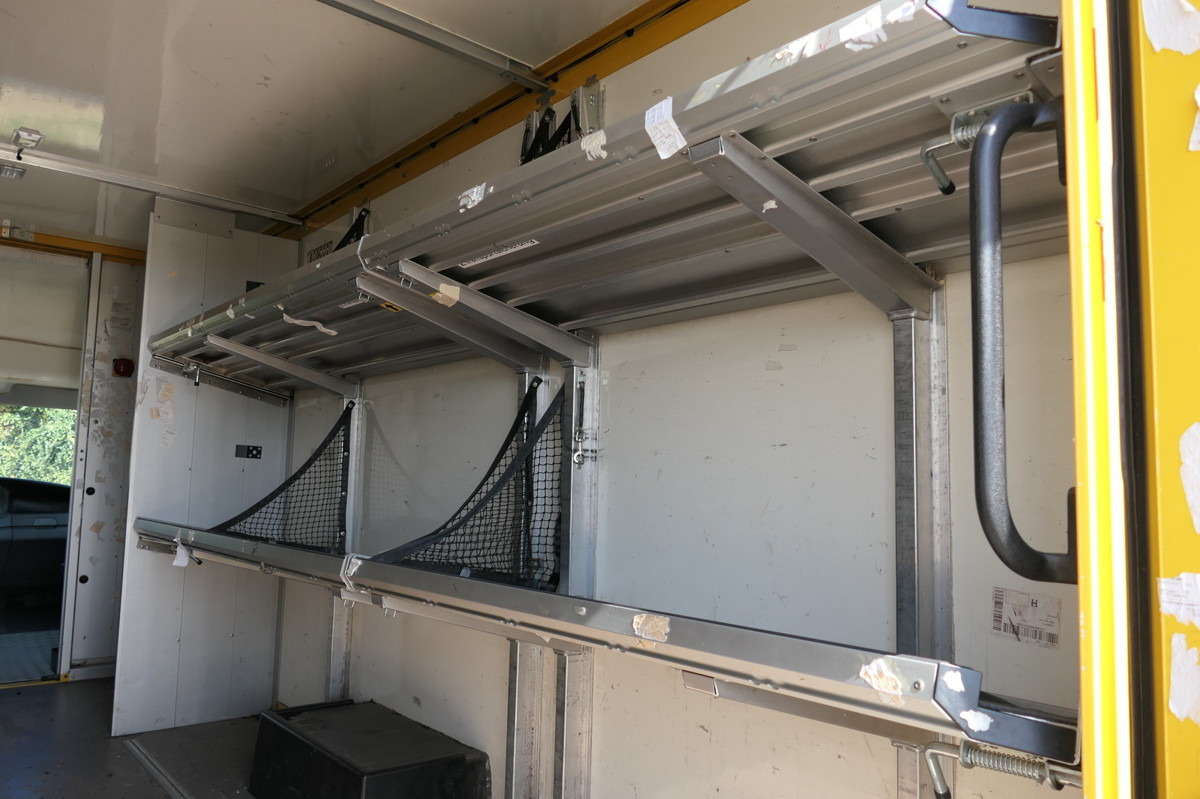 الشاحنات الصغيرة صندوق مغلق IVECO Daily 35 S11 C30C AUTOMATIK KAMERA Regale LUFT D: صور 6 الشاحنات الصغيرة صندوق مغلق IVECO Daily 35 S11 C30C AUTOMATIK KAMERA Regale LUFT D: صور 6