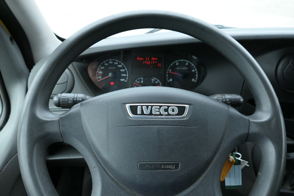 تأجير IVECO Daily 35 S11 C30C AUTOMATIK KAMERA Regale LUFT D IVECO Daily 35 S11 C30C AUTOMATIK KAMERA Regale LUFT D: صور 11 تأجير IVECO Daily 35 S11 C30C AUTOMATIK KAMERA Regale LUFT D IVECO Daily 35 S11 C30C AUTOMATIK KAMERA Regale LUFT D: صور 11