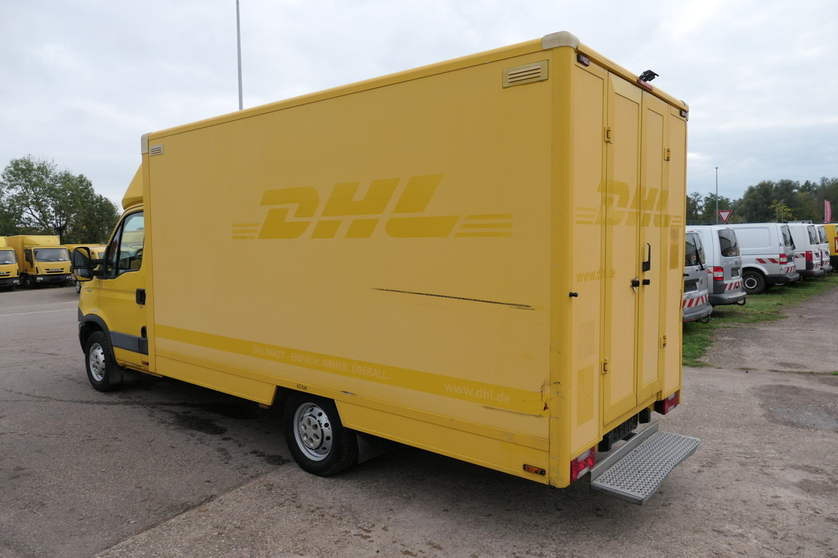 IVECO Daily 35 S11 C30C AUTOMATIK KAMERA Regale LUFT D - الشاحنات الصغيرة صندوق مغلق: صور 4 IVECO Daily 35 S11 C30C AUTOMATIK KAMERA Regale LUFT D - الشاحنات الصغيرة صندوق مغلق: صور 4